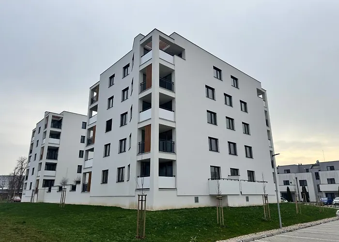 Luxury With Parking In *